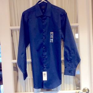 NWT Mens Fitted Dress Shirt with free tie